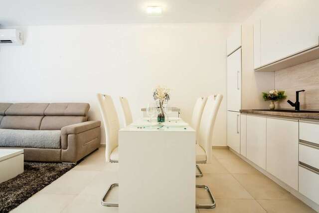 Апартаменты Lux Apartment Teodora Rafailovici Рафаиловичи-7